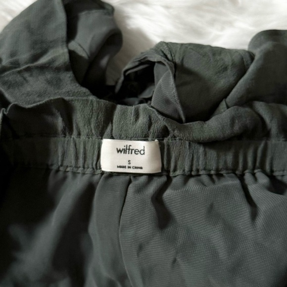 Aritzia‎ Wilfred Montrouge Crepe Shorts Size S - Picture 4 of 4